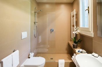 صورة الفندق 8