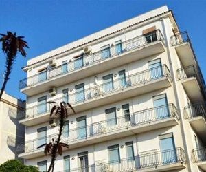 Gianni House Backpackers Hostel Giardini-Naxos Italy