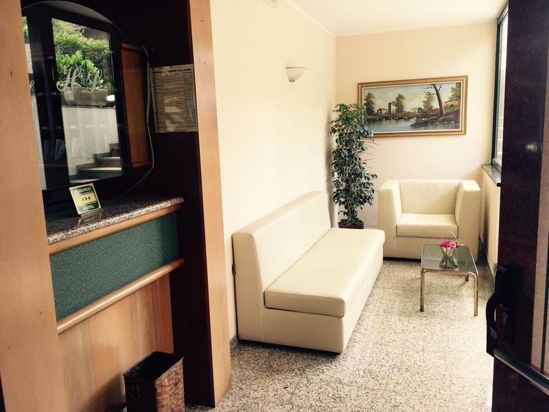 Hotel Photo 8