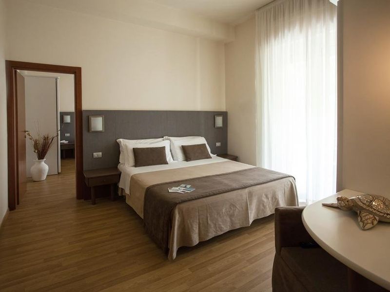 Hotel Photo 16