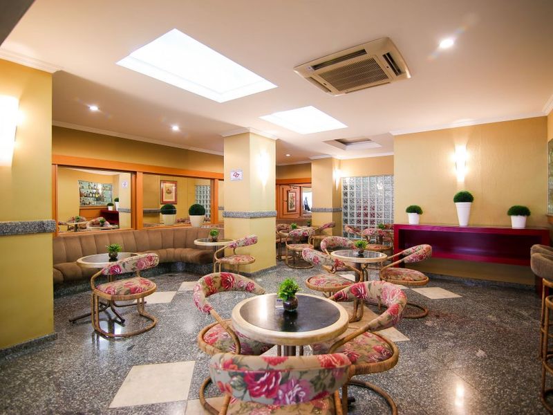 Hotel Photo 8