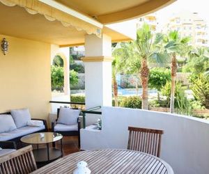 SAT Contemporary Apartment in Puerto B Nueva Andalucia Spain