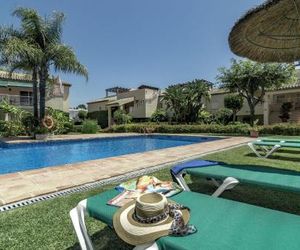 LBP- 3 Bedroom apartment with large roof top terrace Nueva Andalucia Spain