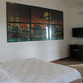 NearBy Hotel