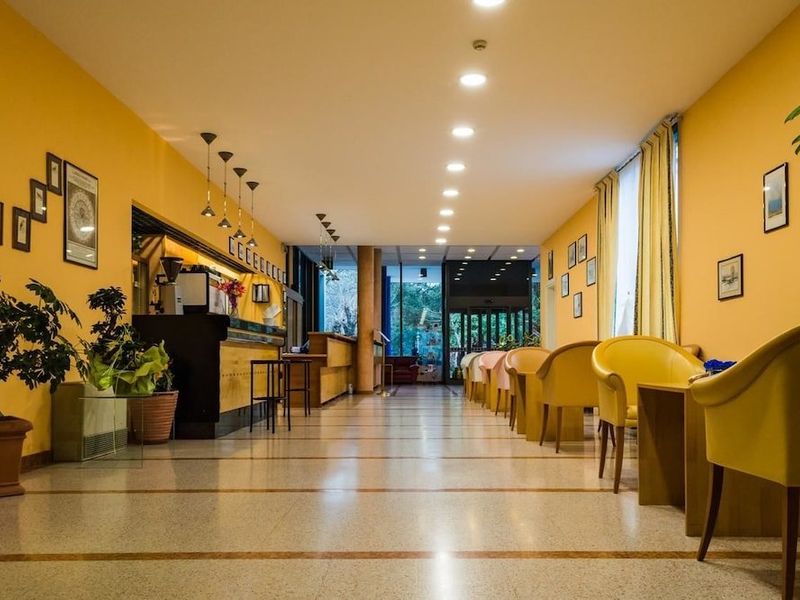 Hotel Photo 15