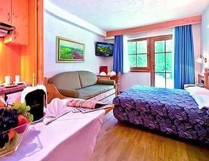 Hotel Villetta Maria Canazei Italy