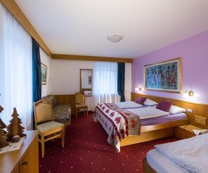 Hotel Italia Canazei Italy