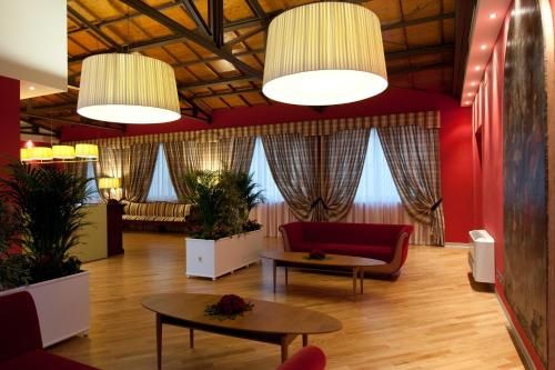 Hotel Photo 8