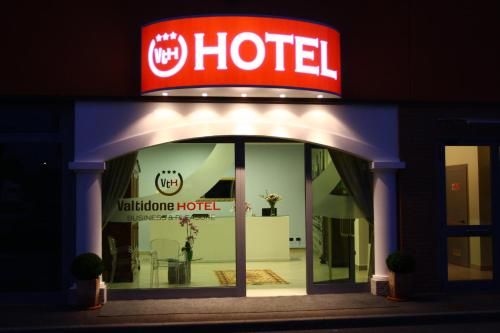 Hotel Photo 16