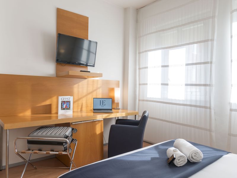 Hotel Photo 6
