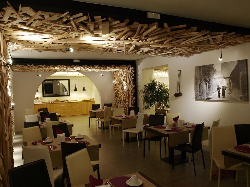 Hotel Photo 15