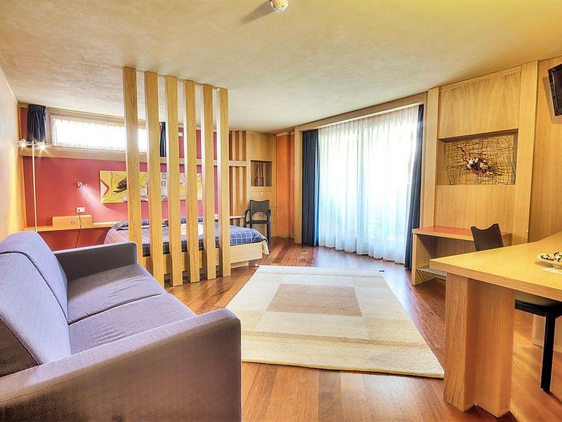 Hotel Photo 1