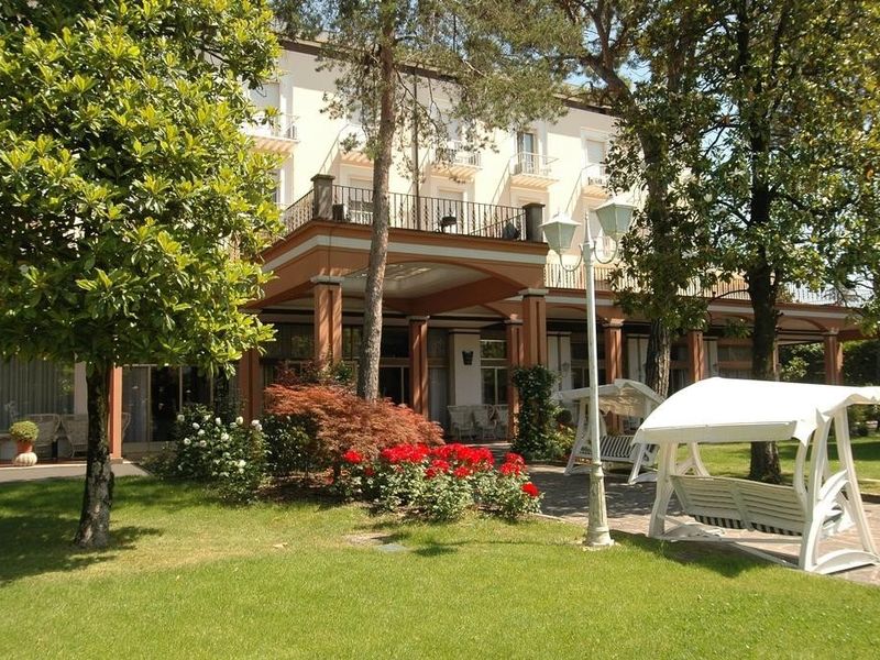 Hotel Photo 23