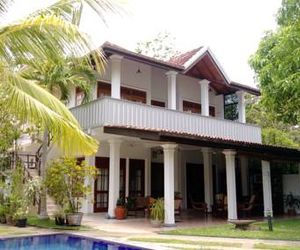 Surf Villa Hikkaduwa Sri Lanka