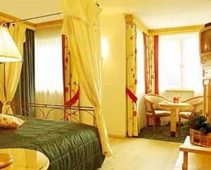 Hotel Acadia - Adults Mountain Home Selva di Val Gardena Italy