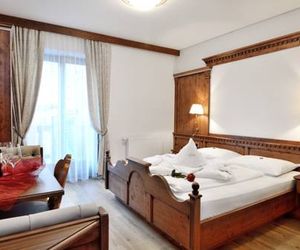 Garni Hotel and Apartments Wildbach Selva di Val Gardena Italy