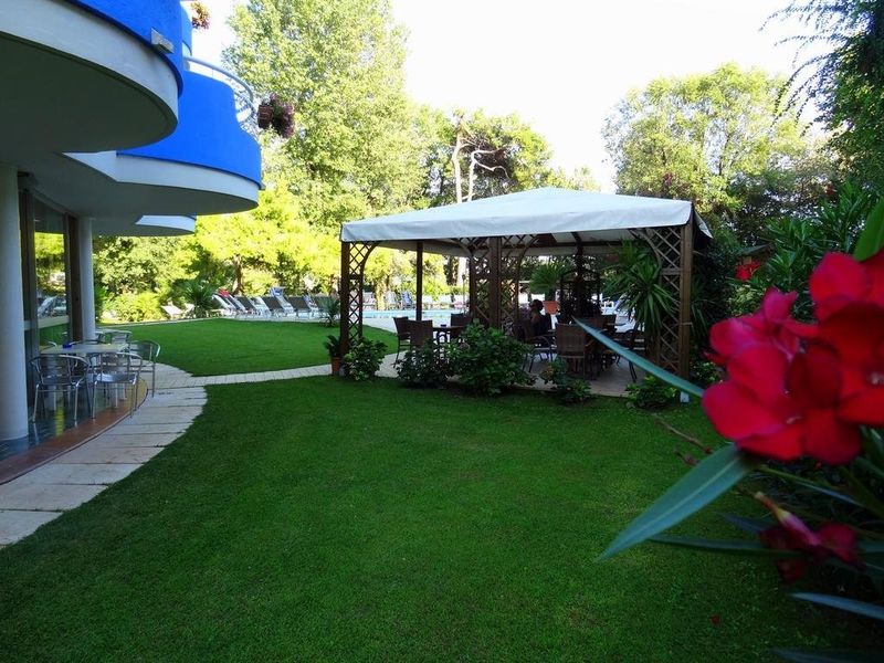 Hotel Photo 11
