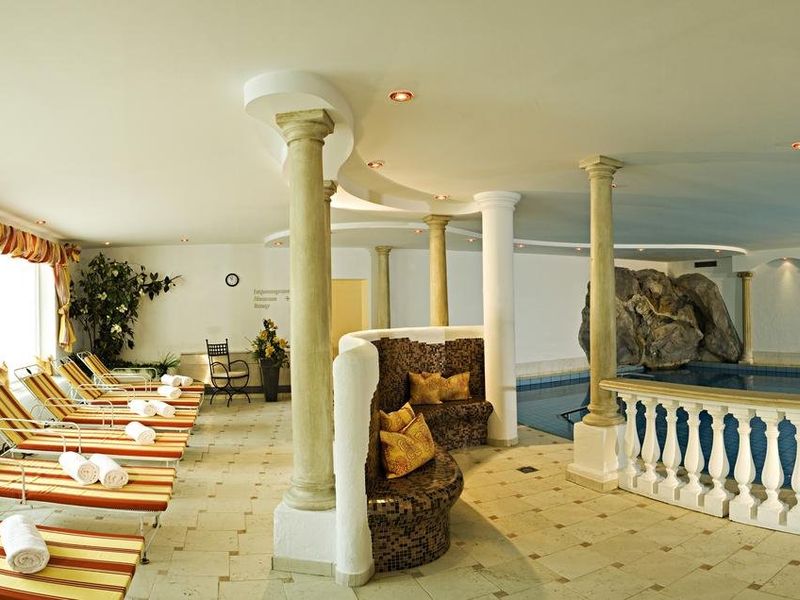 Hotel Photo 8