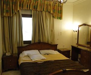 Muomen Hotel Suites Amman Jordan