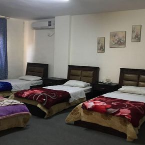NearBy Hotel