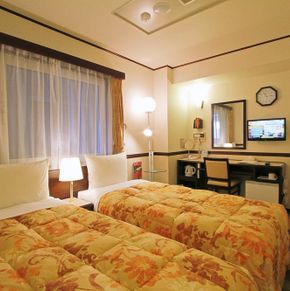 NearBy Hotel