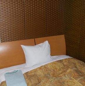 NearBy Hotel