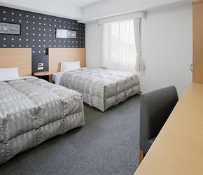 NearBy Hotel