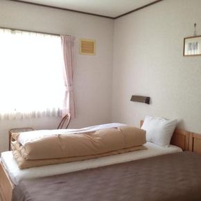 NearBy Hotel
