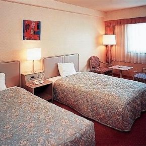 NearBy Hotel