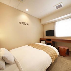 NearBy Hotel