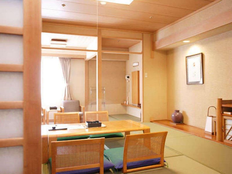 Hotel Photo 12