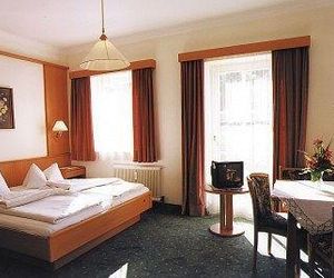 Hotel-Garni Schernthaner St. Gilgen Austria