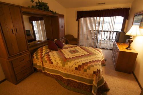 Pend Oreille Shores Resort