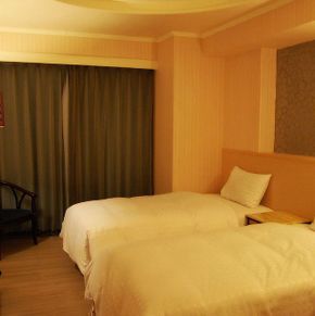 NearBy Hotel
