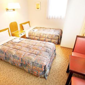 NearBy Hotel