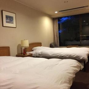 NearBy Hotel