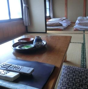 NearBy Hotel