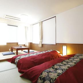 NearBy Hotel