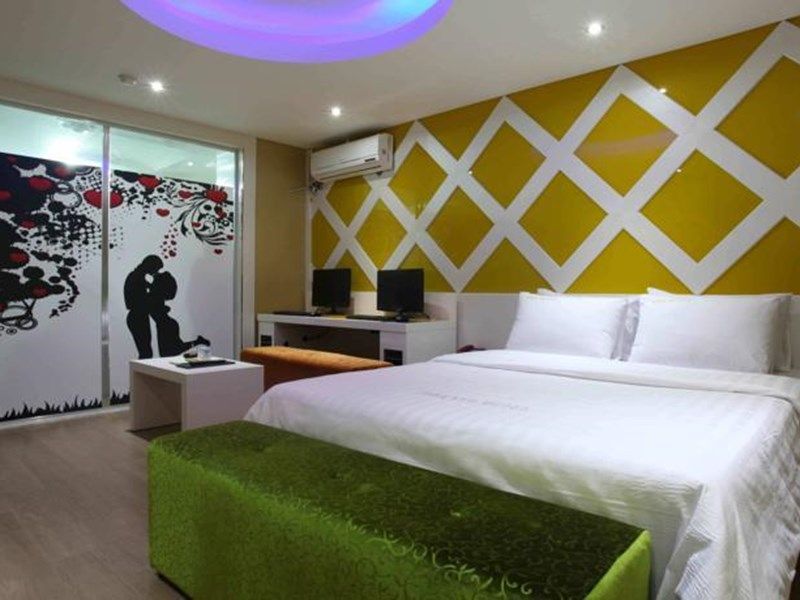 Hotel Photo 1