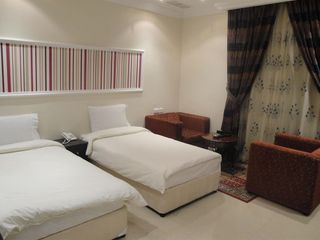 Hotel pic Marina Royal Hotel Suites