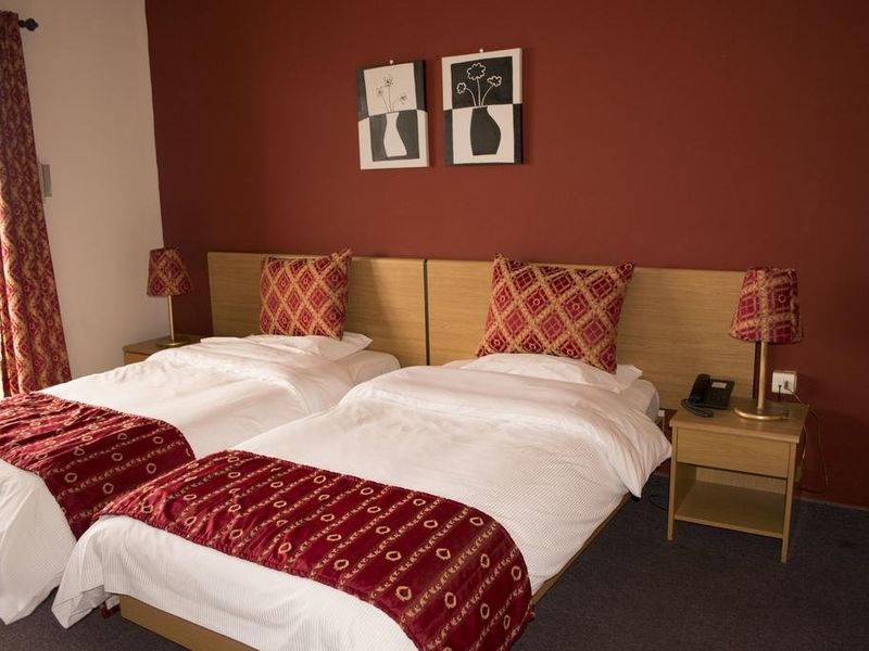 Hotel Photo 1