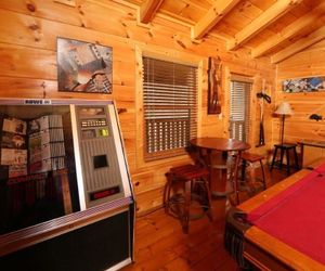 Smoky Mountain Getaway 5 Br cabin by RedAwning Waldens Creek United States