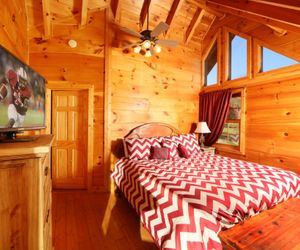 Southern Hospitality 2 Br cabin by RedAwning Waldens Creek United States