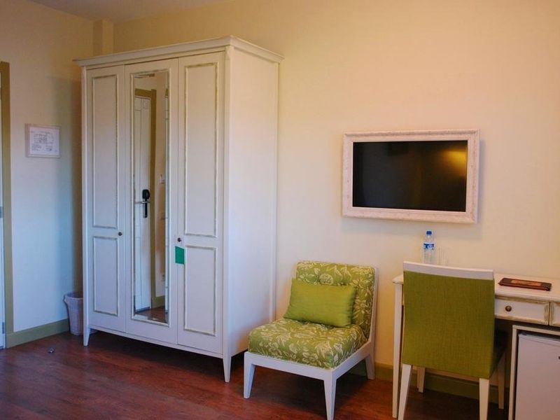 Hotel Photo 8