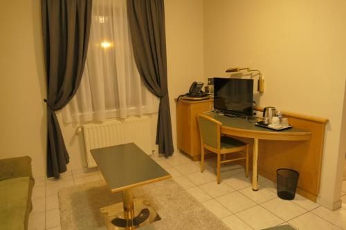 Hotel Photo 6
