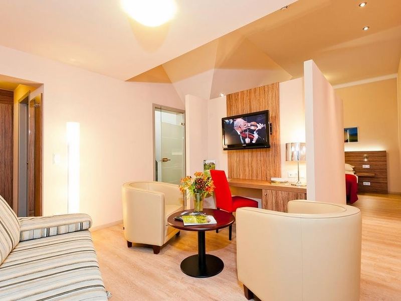 Hotel Photo 7