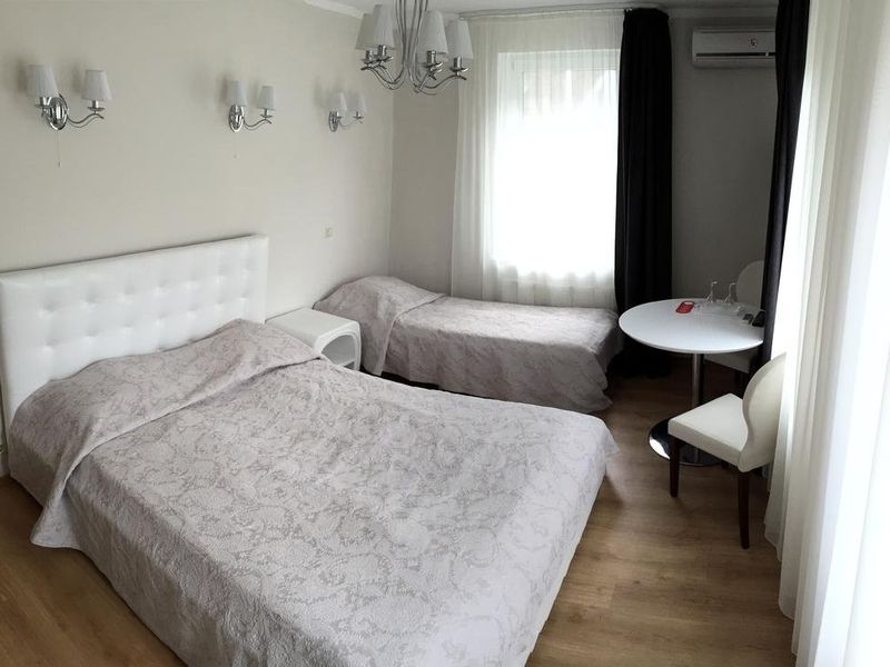 Hotel Photo 6