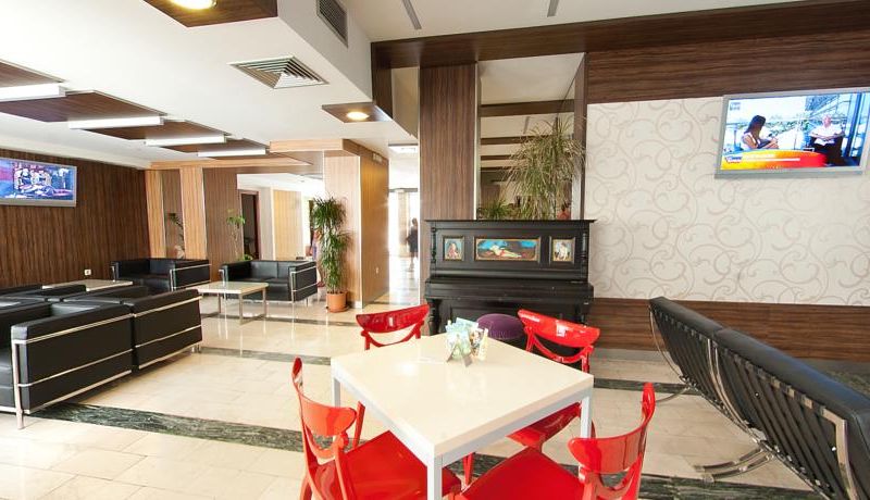 Hotel Photo 6