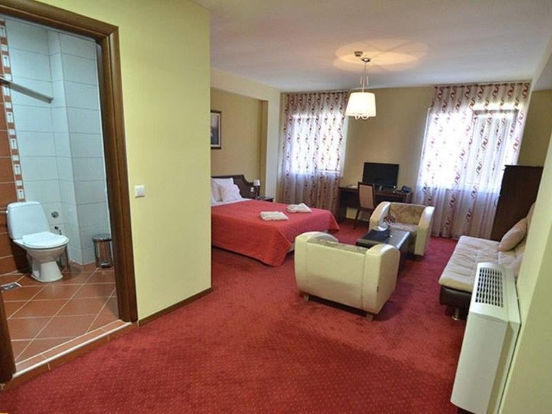 Hotel Photo 1