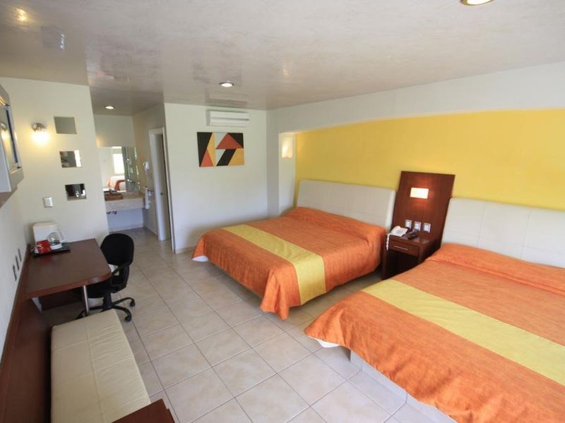 Hotel Photo 3
